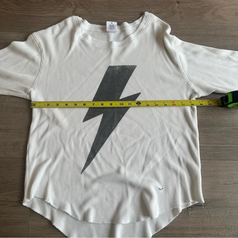Letluv Lightning Bolt waffle long sleeve - size medium - Picture 3 of 4